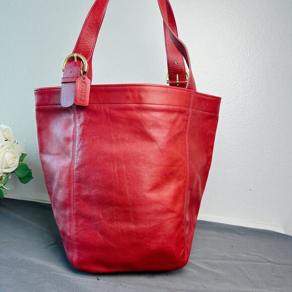 Coach Vintage Red Leather Soho Tote 4082 - Picture 1 of 10